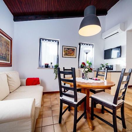 Apartments C52 Rovinj Buitenkant foto