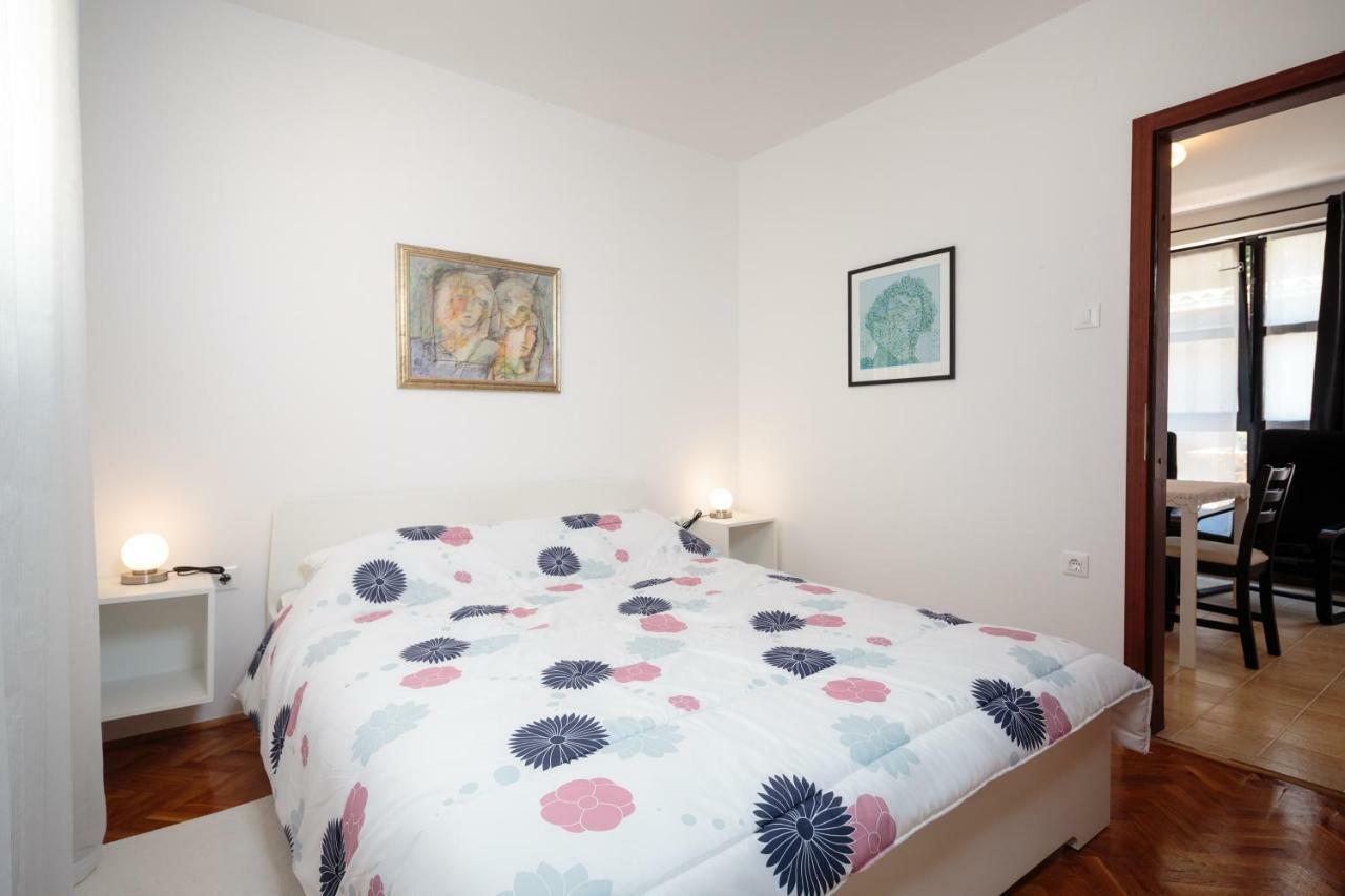 Apartments C52 Rovinj Buitenkant foto