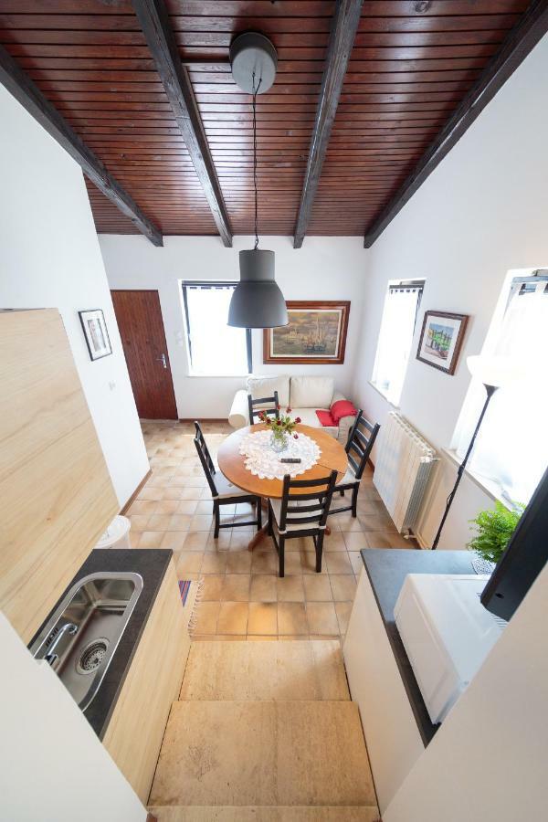 Apartments C52 Rovinj Buitenkant foto