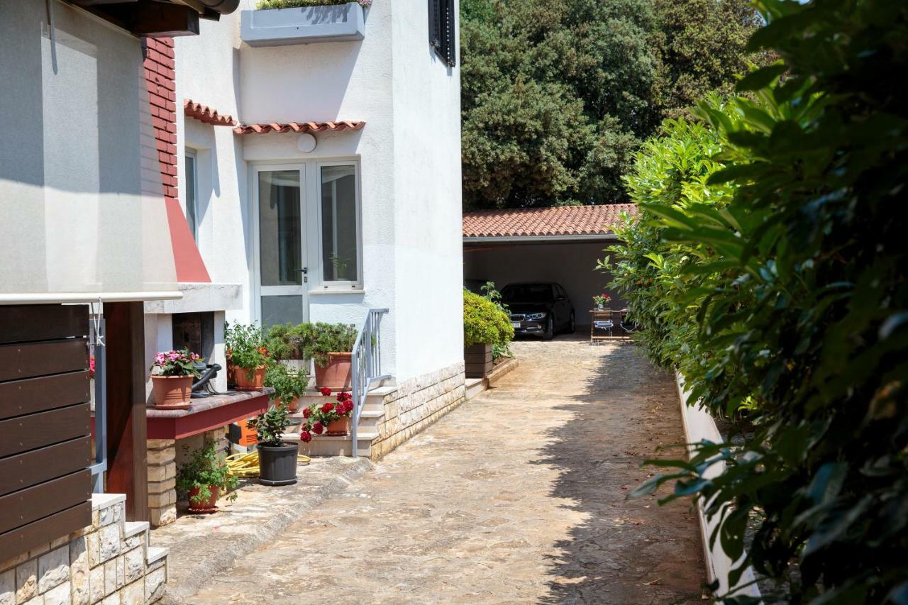 Apartments C52 Rovinj Buitenkant foto