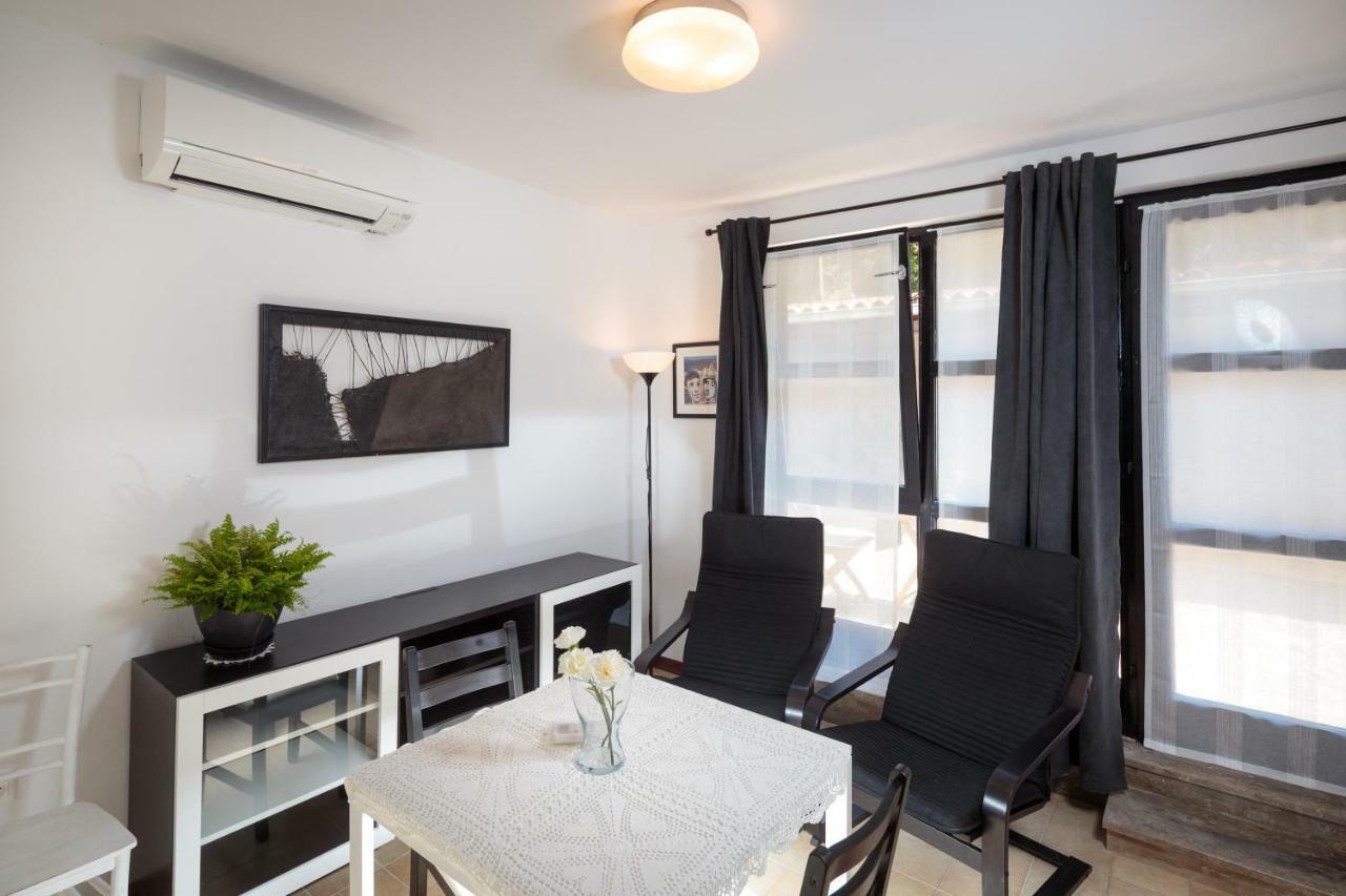Apartments C52 Rovinj Buitenkant foto