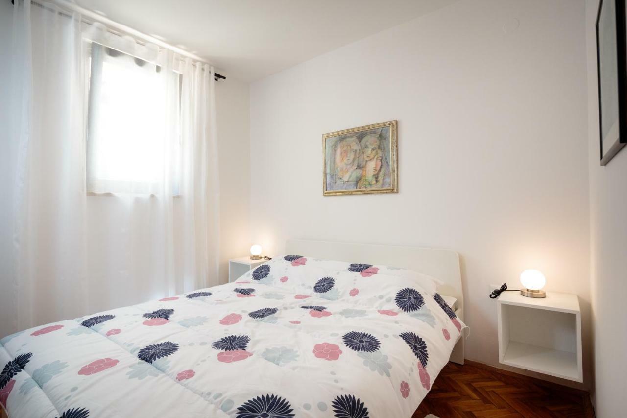 Apartments C52 Rovinj Buitenkant foto