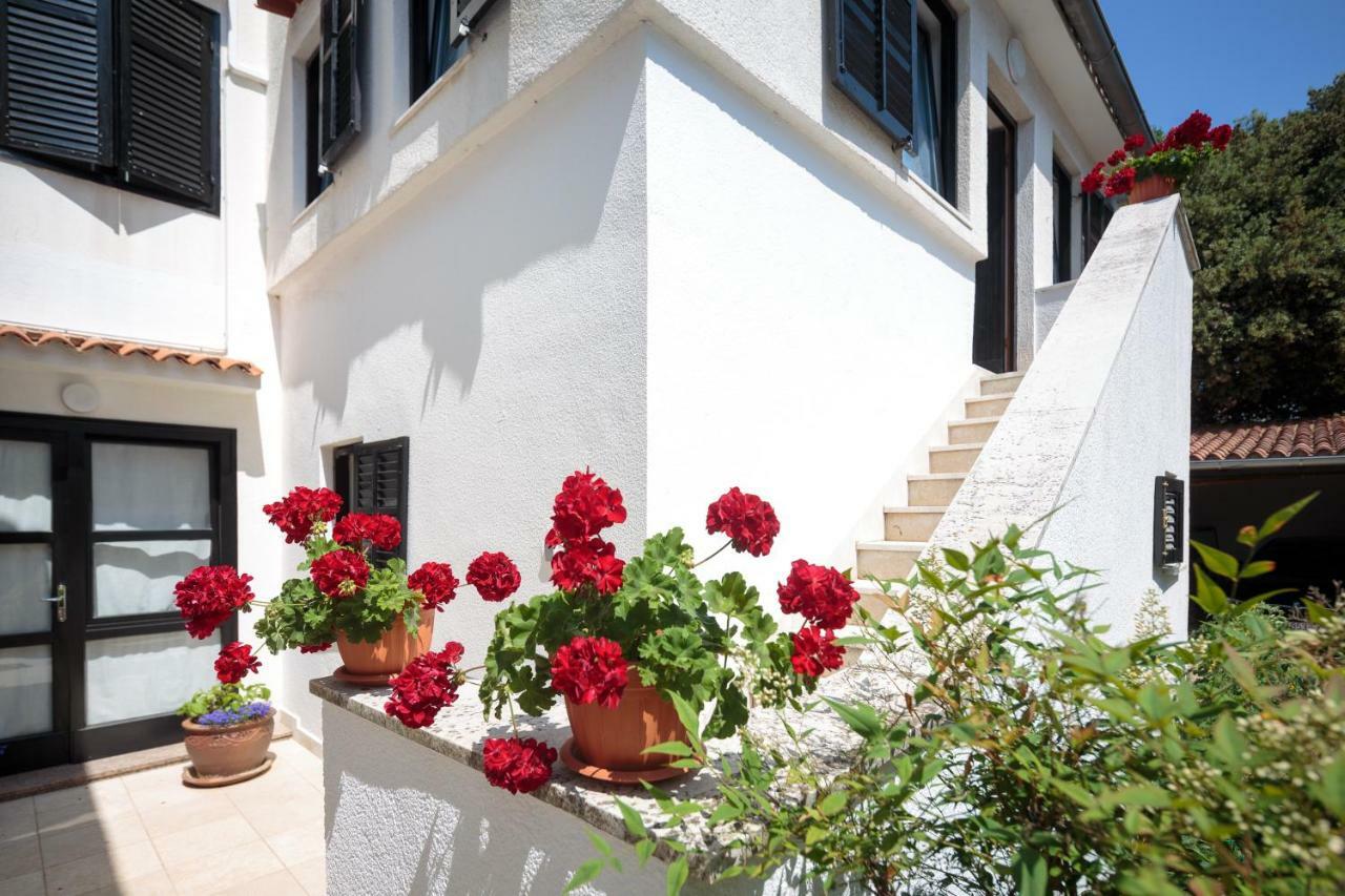 Apartments C52 Rovinj Buitenkant foto